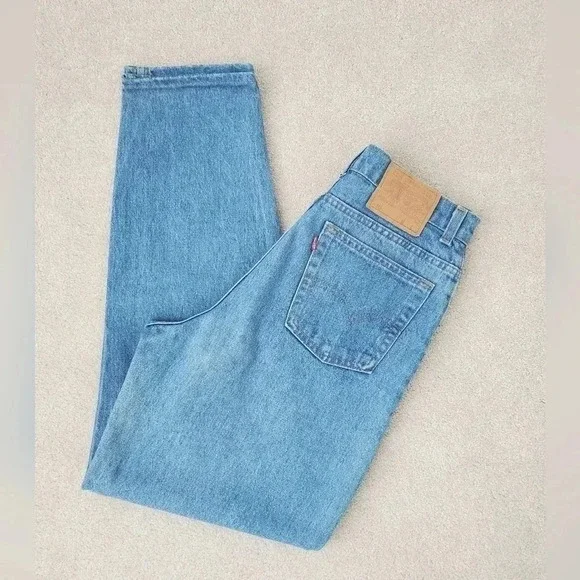 Vintage 501 high waisted tapered jeans - Picture 2 of 15